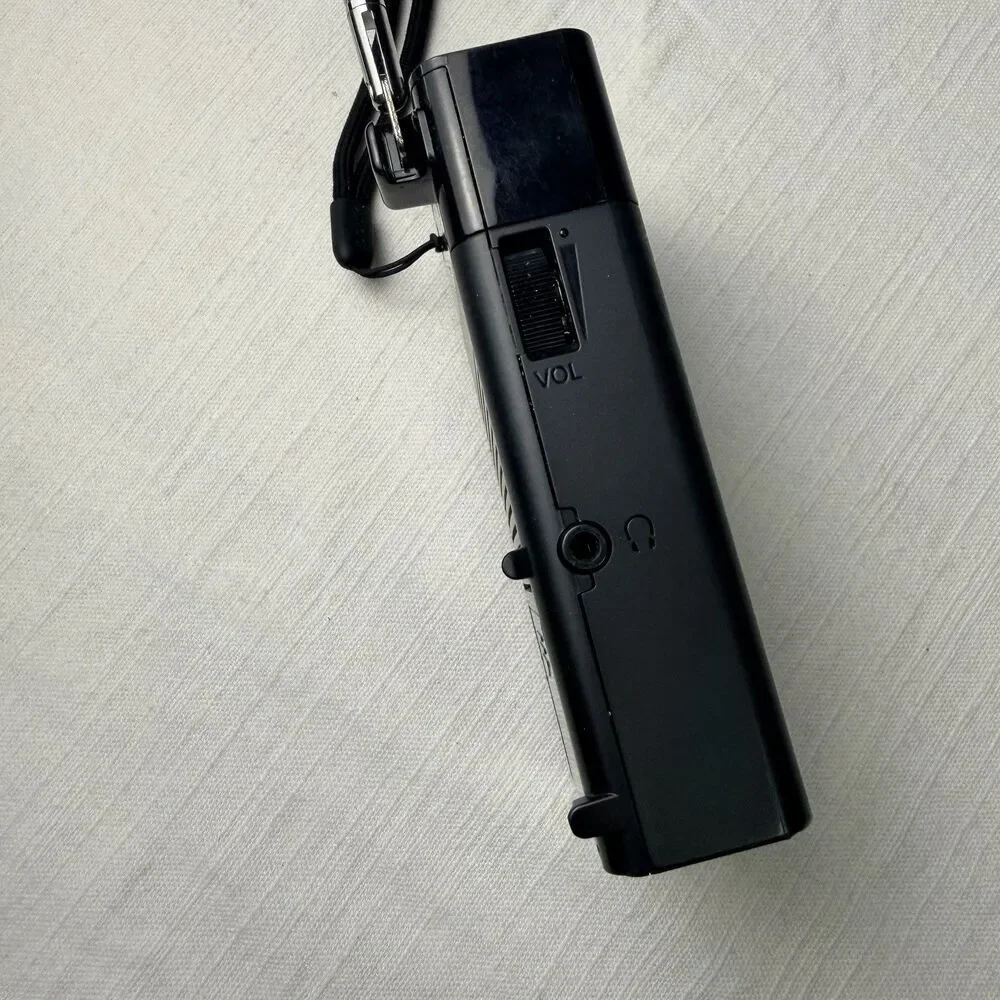 Vintage Working Sony Portable Pocket Radio/ AM-FM/ Full Antenna Black 4.5